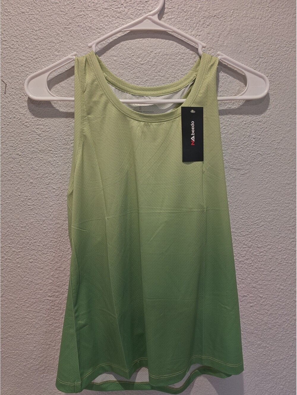 Macrado Women's Gradient Green Racerback Athletic Tank Top,